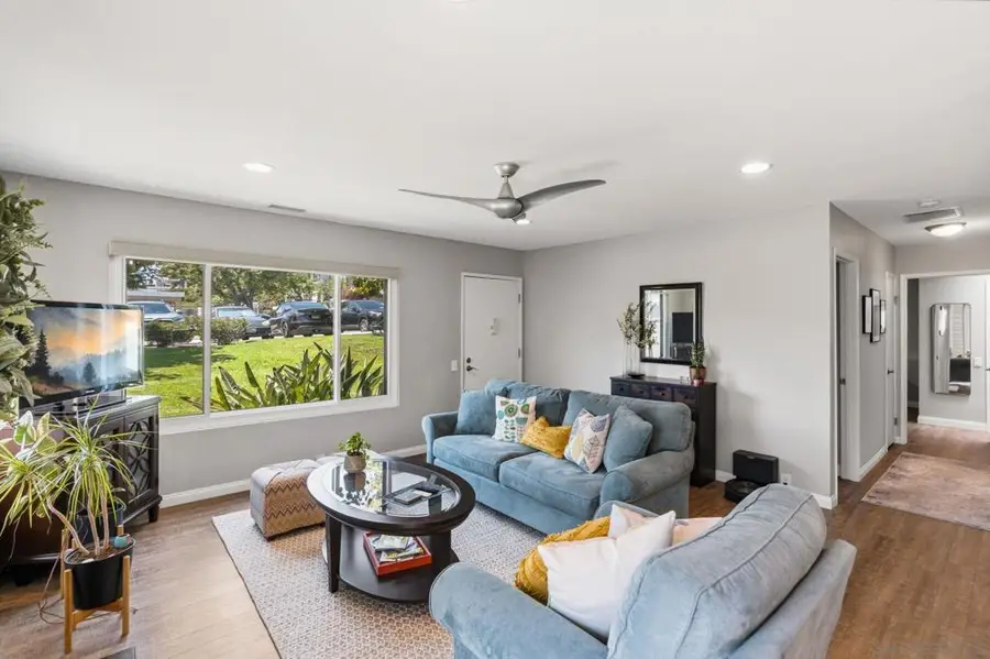 7747 Camino Noguera, San Diego, CA 92122 - #3