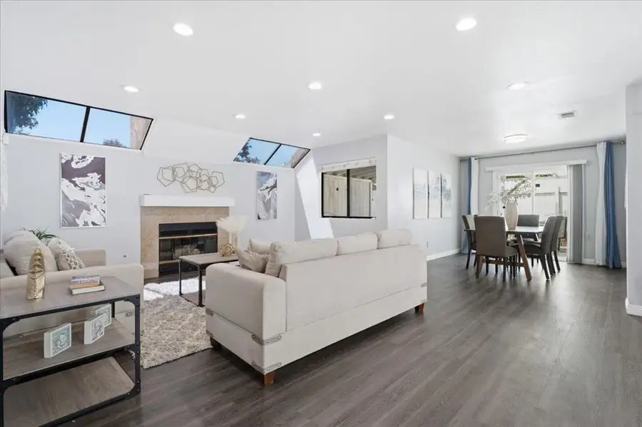 2174 Villa Sonoma Gln, Escondido, CA 92029 - #3