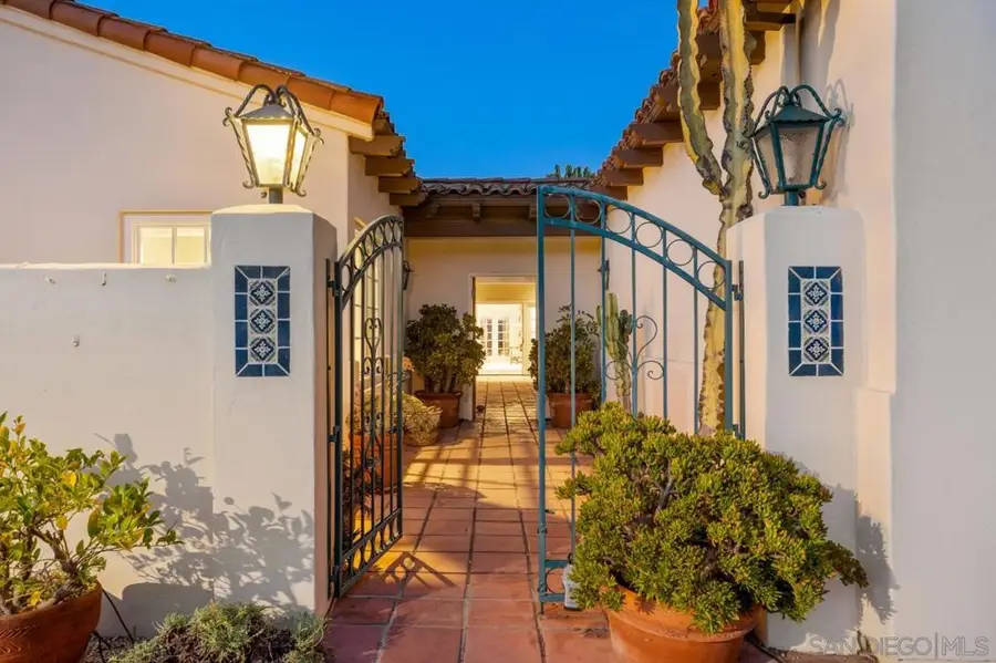 12364 Kingsgate Square, San Diego, CA 92128 - #3