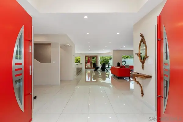 Address Withheld By Seller, San Diego, CA 92122