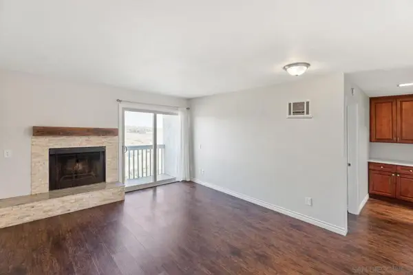 Address Withheld By Seller, San Diego, CA 92117