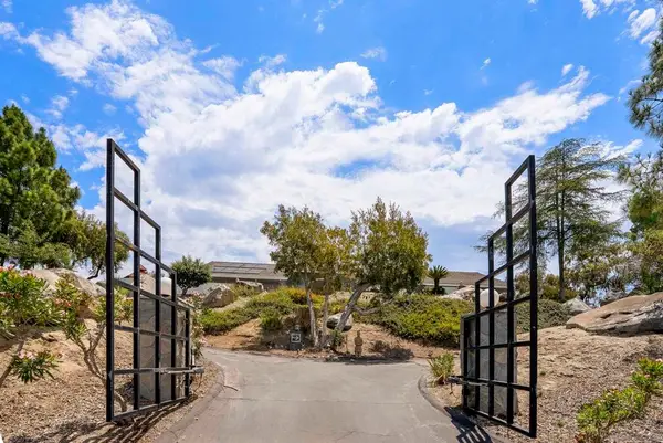 28455 Meadow Mesa, Escondido, CA 92026