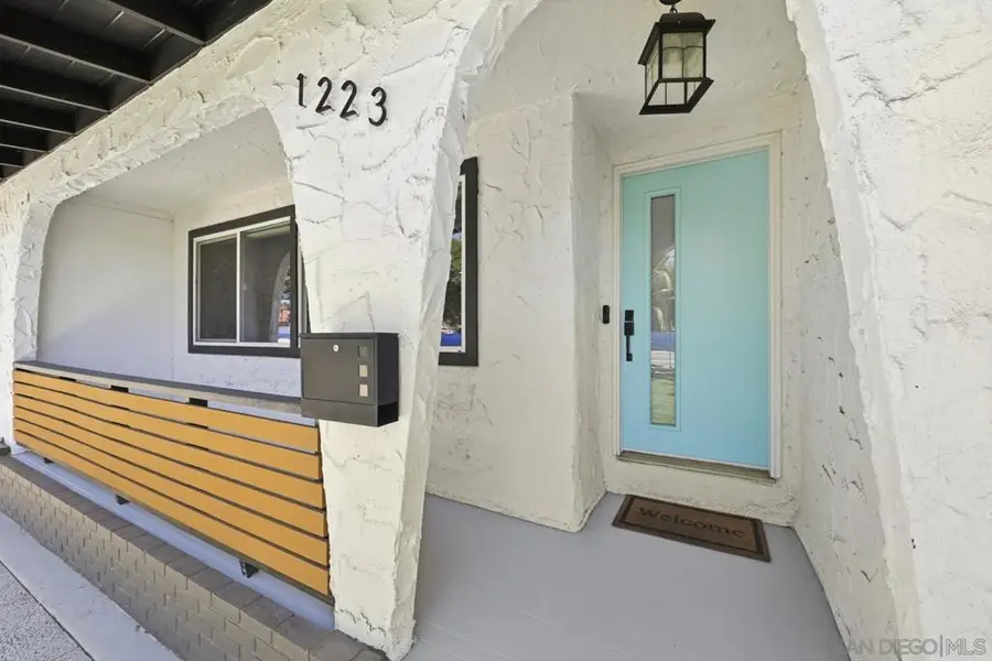 1223 Rock Springs Rd., San Marcos, CA 92069 - #2