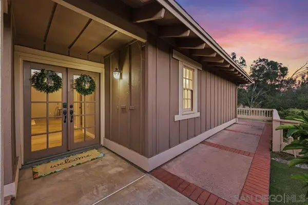 8635 Circle R Valley, Escondido, CA 92026