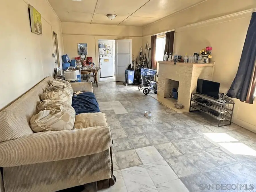 3250 Clay Ave, San Diego, CA 92113 - #3