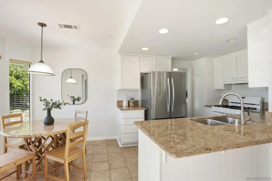 5375 Rio Plata Dr., Oceanside, CA 92057 - #3