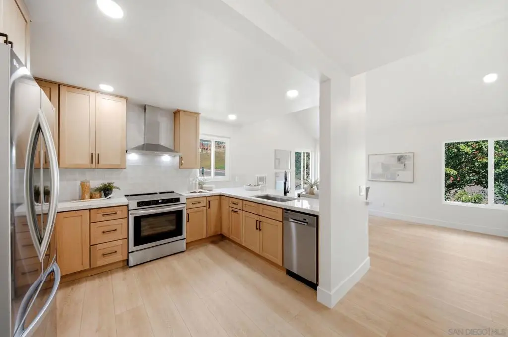 930 Via Mil Cumbres #116, Solana Beach, CA 92075 - #1