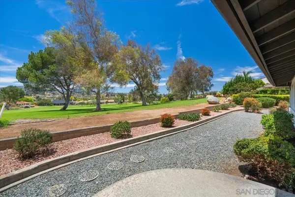 12384 Grandee Rd, San Diego, CA 92128