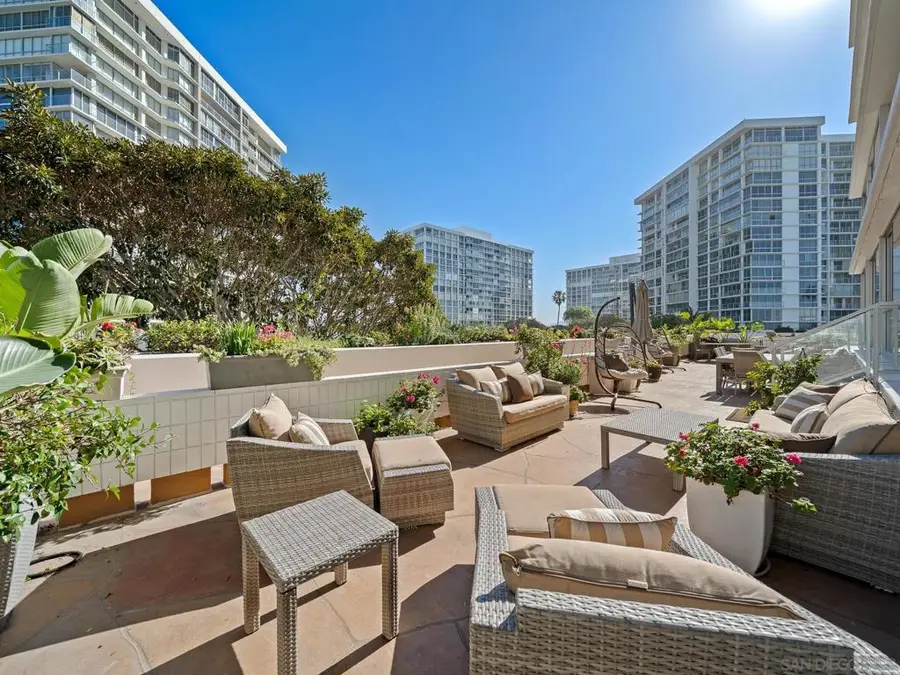 1760 Avenida Del Mundo #101 & 110, Coronado, CA 92118 - #3