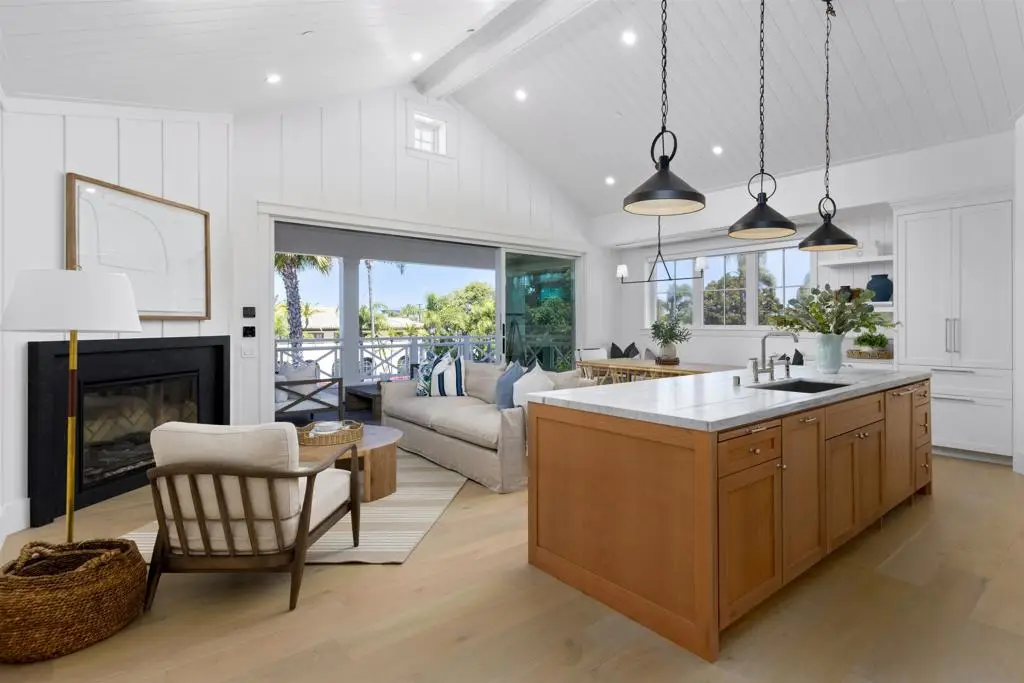 747 Orange Ave #301, Coronado, CA 92118 - #1