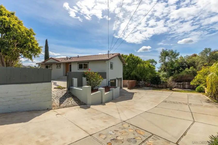 361 E Indian Rock Rd, Vista, CA 92084 - #3