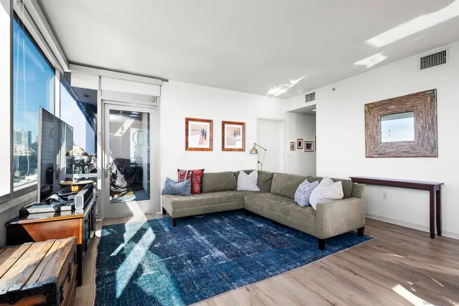 321 10th Ave. #2208, San Diego, CA 92101 - #3