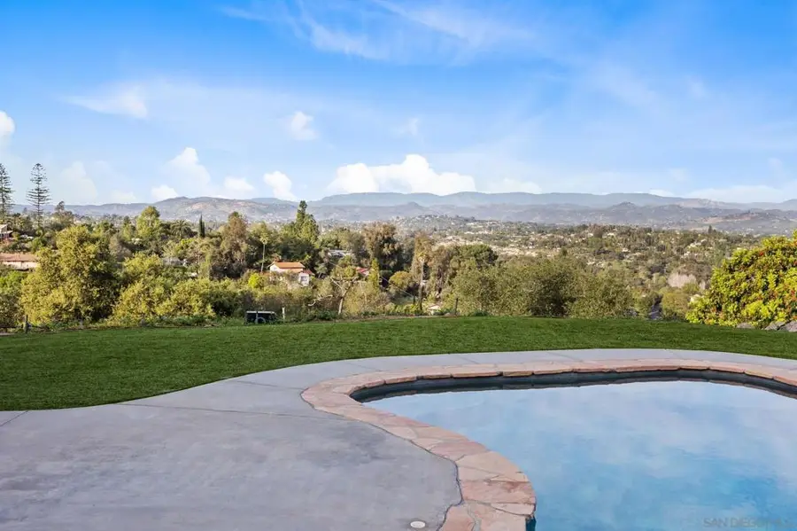 1033 Via Contenta, Escondido, CA 92029 - #3