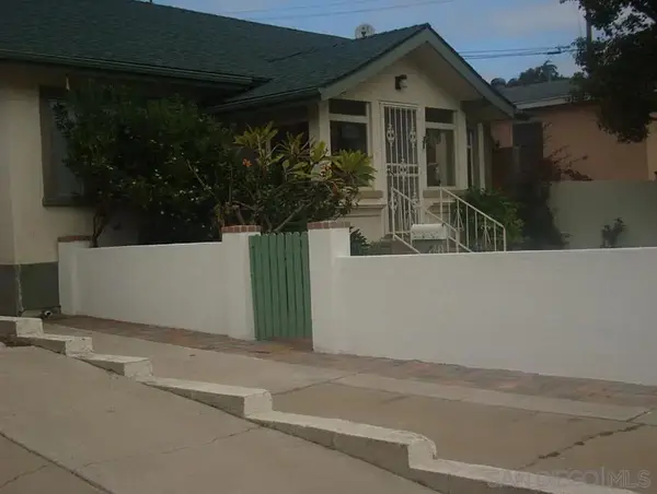 2220 Rosecrans St, Point Loma, CA 92106