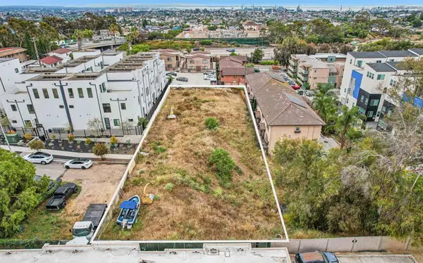 E Street, San Diego, CA 92102