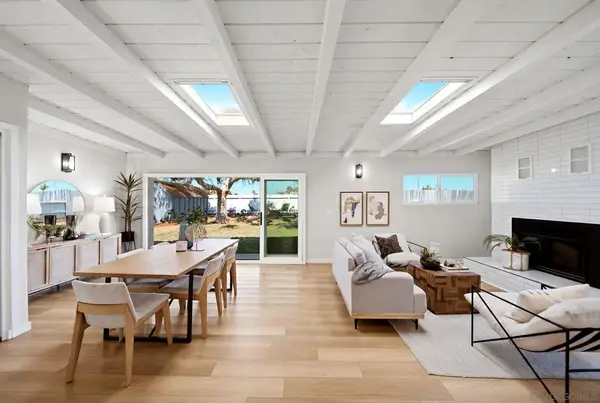 4025 Epanow Ave, San Diego, CA 92117