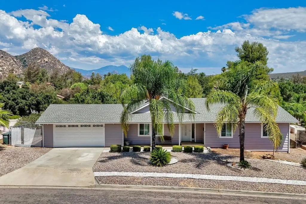 16239 Daza Dr, Ramona, CA 92065 - #1