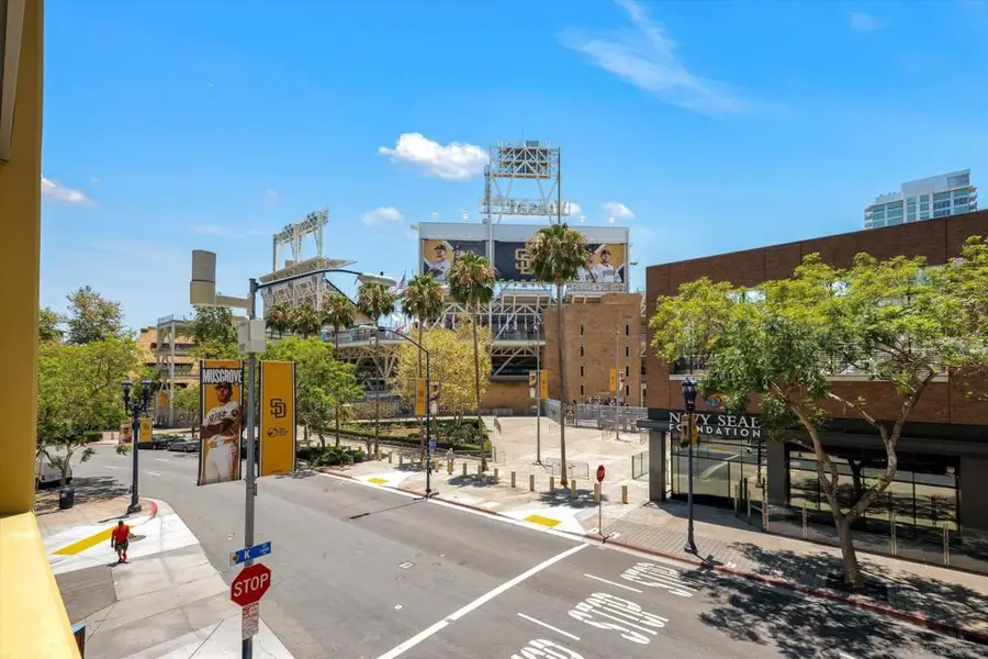 321 10th #212, San Diego, CA 92101 - #2