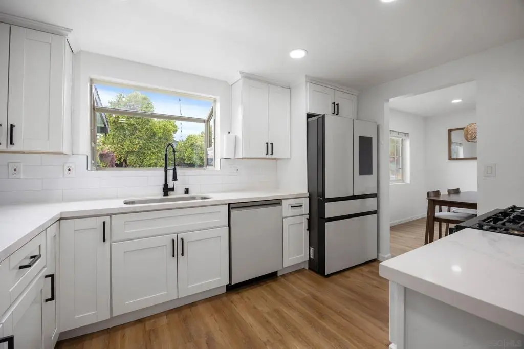 1406 Green Bay, San Diego, CA 92154 - #1