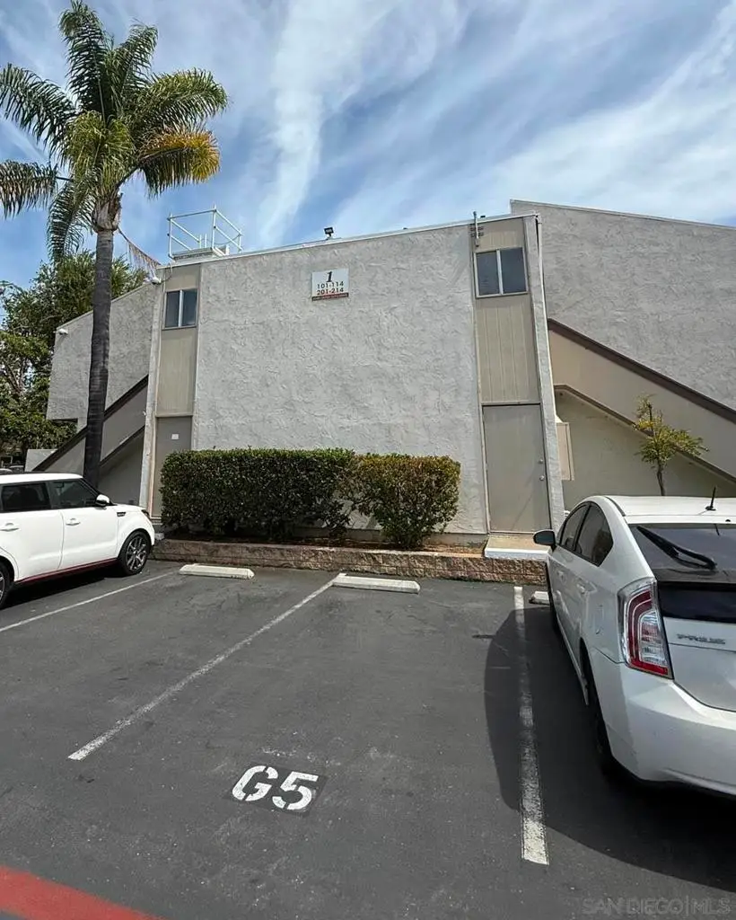 3549 Castle Glen #113, San Diego, CA 92123 - #3