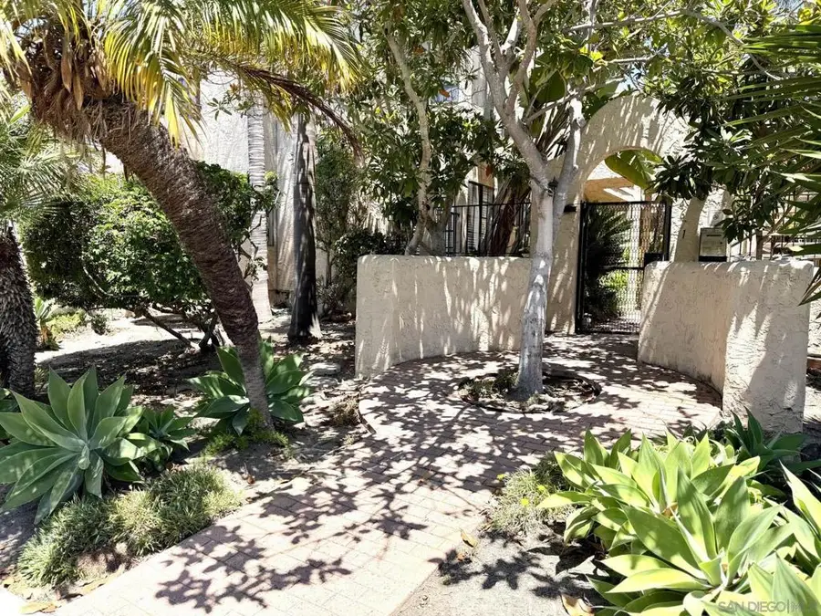 4671 Hamilton St #8, San Diego, CA 92116 - #2