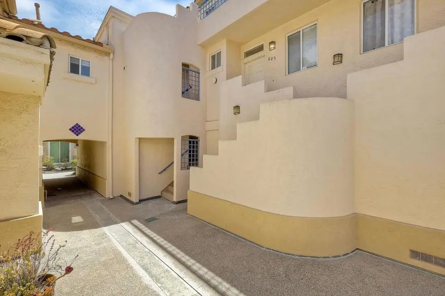 6231 Calle Mariselda #605, San Diego, CA 92124 - #2