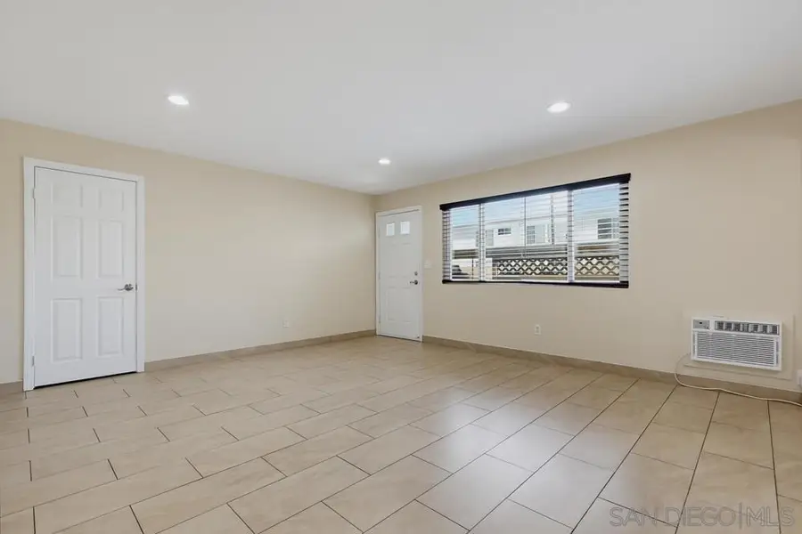 188 S Lincoln Ave #3, El Cajon, CA 92020 - #3