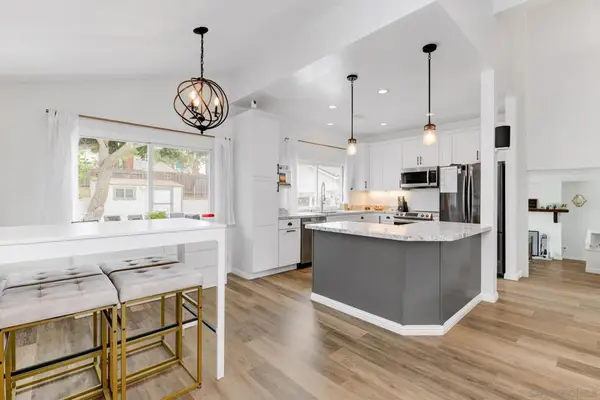 Address Withheld By Seller, Encinitas, CA 92024