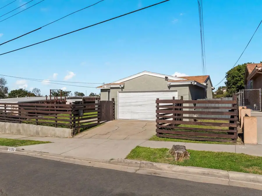 6252 Alderley, San Diego, CA 92114 - #2