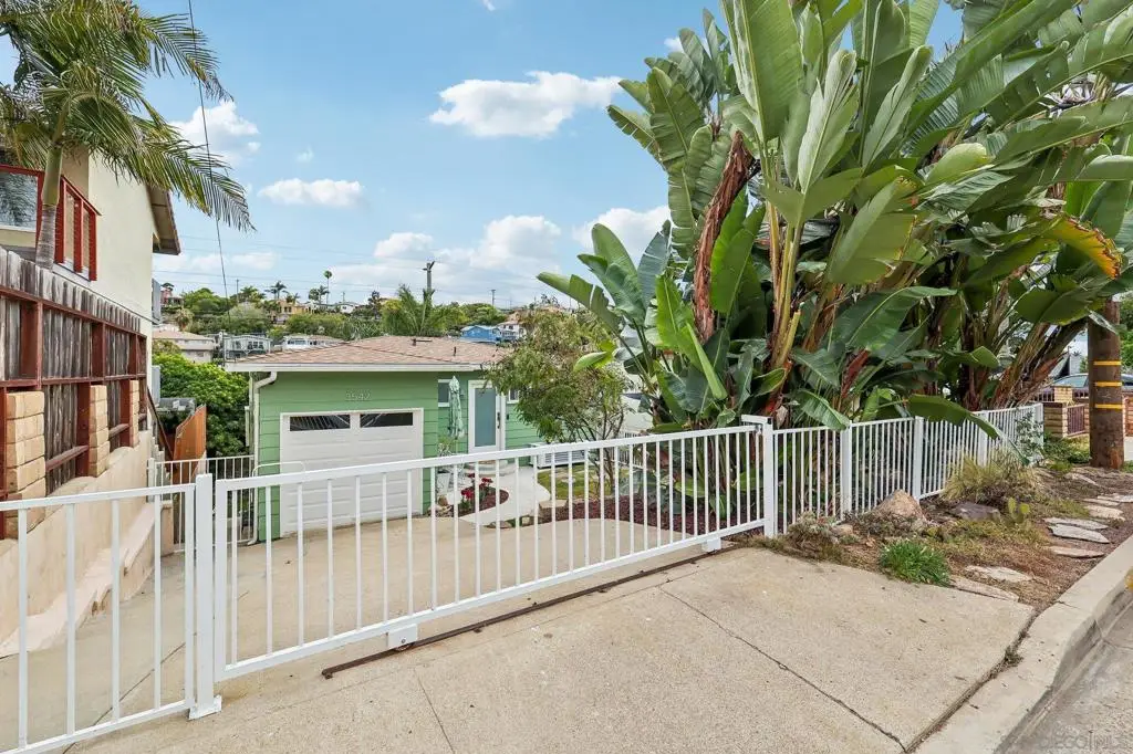 3542 Wawona Dr, San Diego, CA 92106 - #1