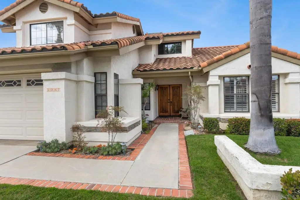 2087 Balboa Cir., Vista, CA 92081 - #1
