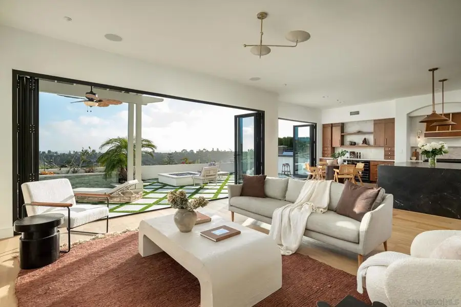 1375 Ravean Ct, Encinitas, CA 92024 - #3