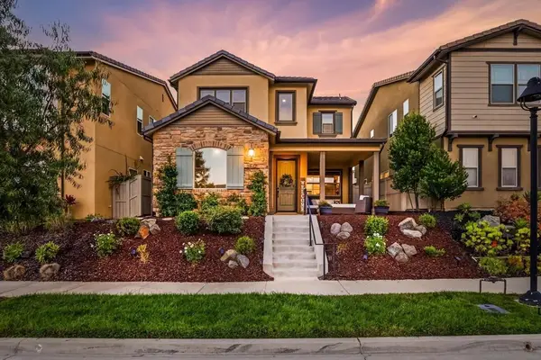 2847 California Poppy, Escondido, CA 92029