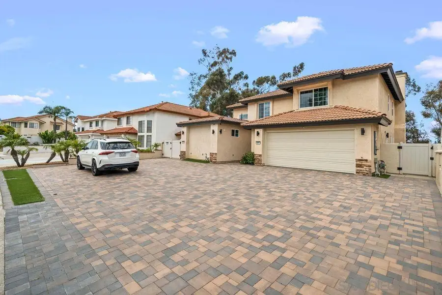 971 969-973 E J St, Chula Vista, CA 91910 - #2