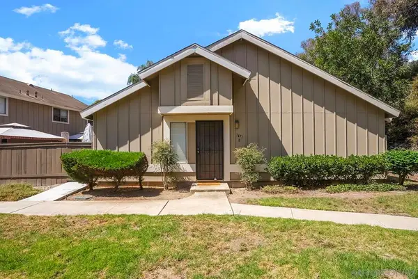 7471 Tooma St #Unit B, San Diego, CA 92139