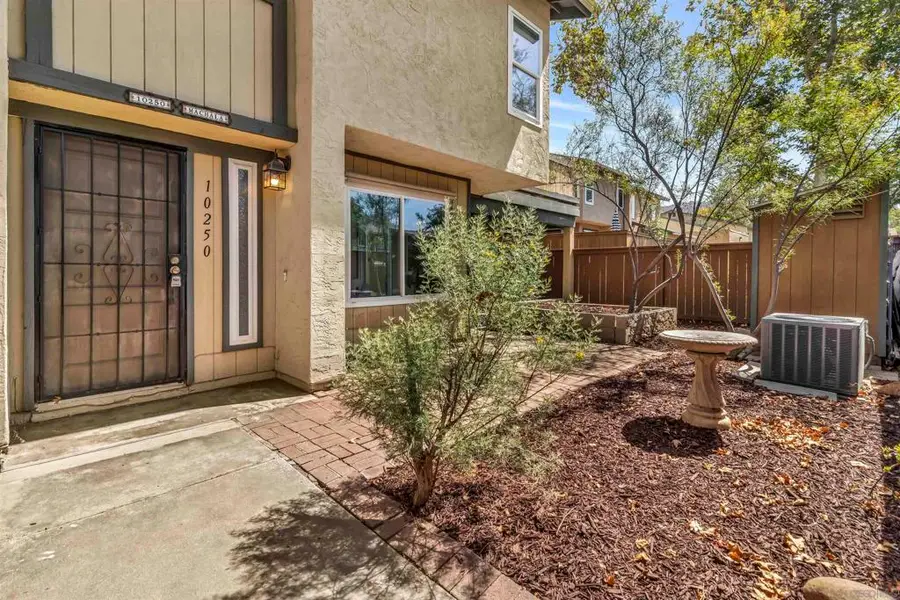 10250 Michala Pl, Santee, CA 92071 - #3