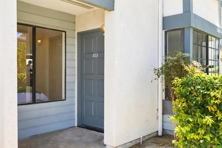 4044 Crystal Dawn #103, San Diego, CA 92122 - #3