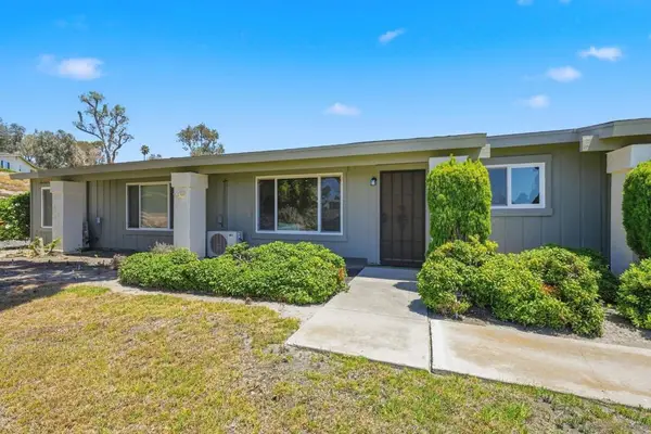 3738 Hickory Way, Oceanside, CA 92057