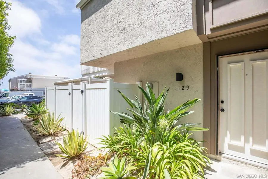 1129 Woodlake Drive, Encinitas, CA 92007 - #2