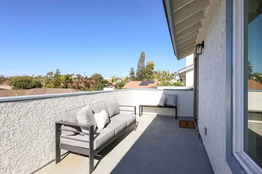 658 660 Santa Fe Dr., Encinitas, CA 92024 - #2
