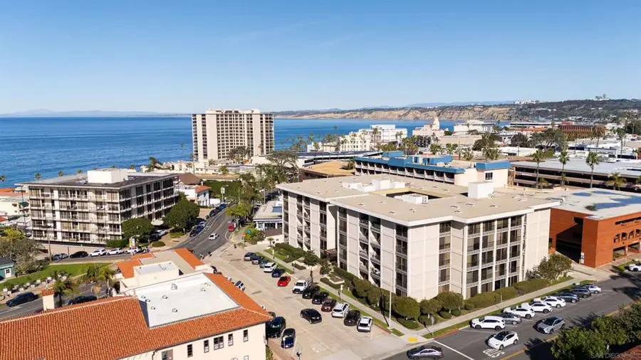 7811 Eads Ave #311, La Jolla, CA 92037 - #3