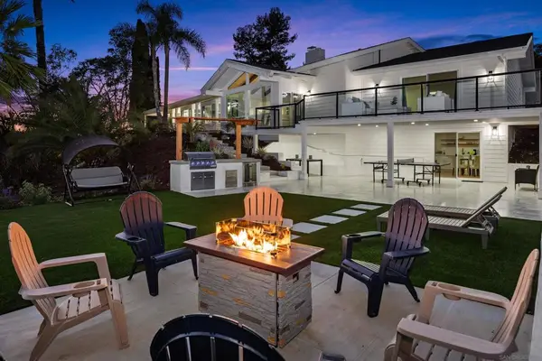 1112 Starview Dr, Vista, CA 92084