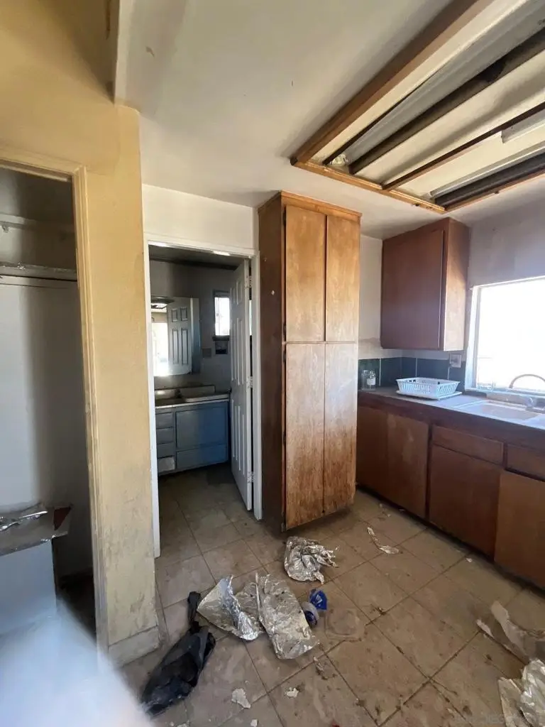 1055 Calle De Amistad, El Mirage, CA 92301 - #2