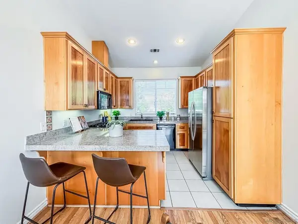 1145 Hornblend, San Diego, CA 92109