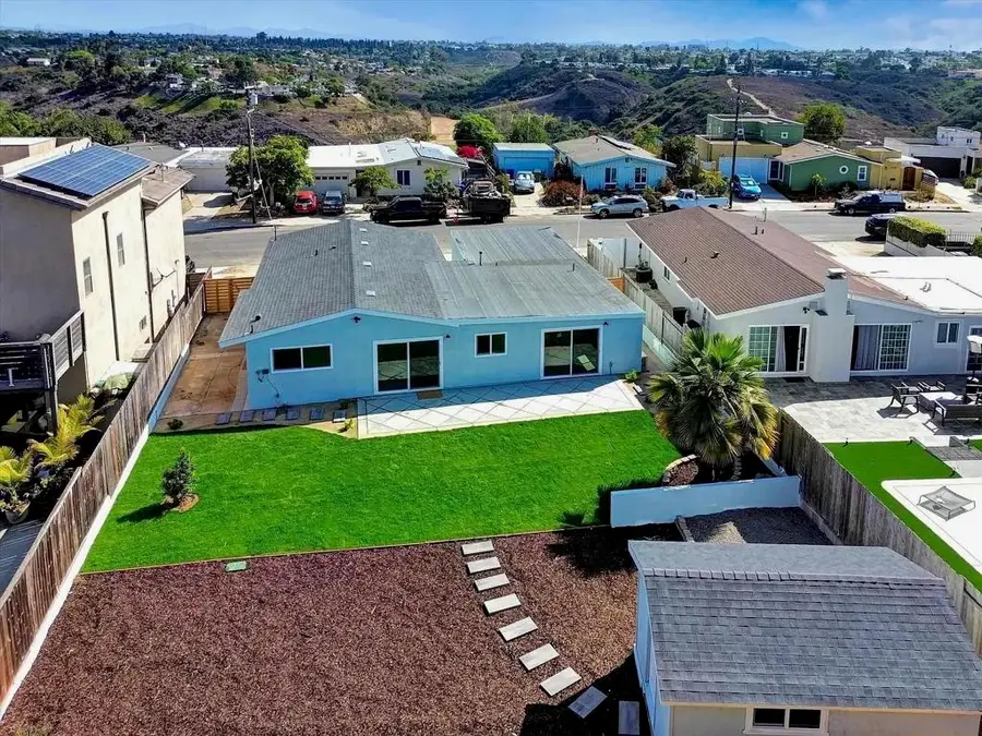 2802 Cowley Way, San Diego, CA 92110 - #3