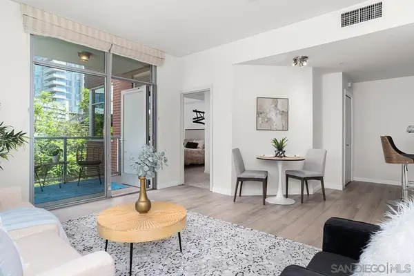 206 Park Blvd #312, San Diego, CA 92101