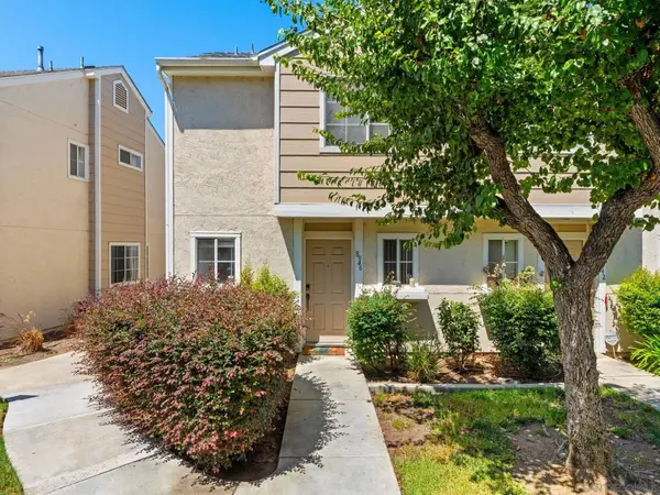 8946 Arlingdale Way, Spring Valley, CA 91977