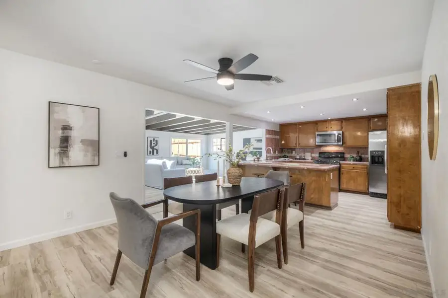 750 Melrose Pl, Vista, CA 92083 - #2