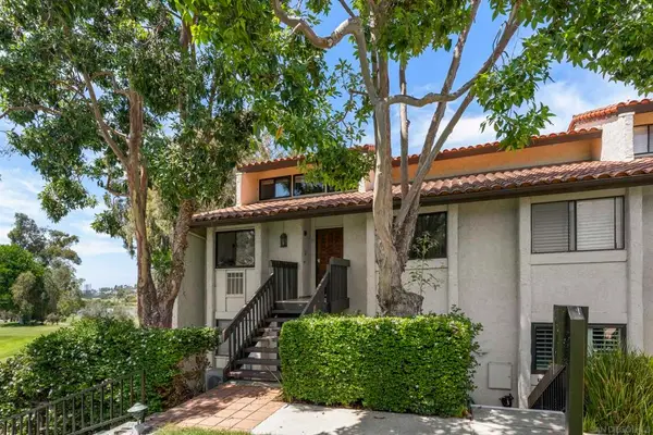 2501 Navarra #121, Carlsbad, CA 92009