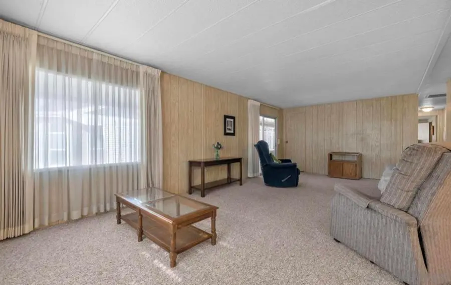 1440 S Orange Ave #11, El Cajon, CA 92020 - #2